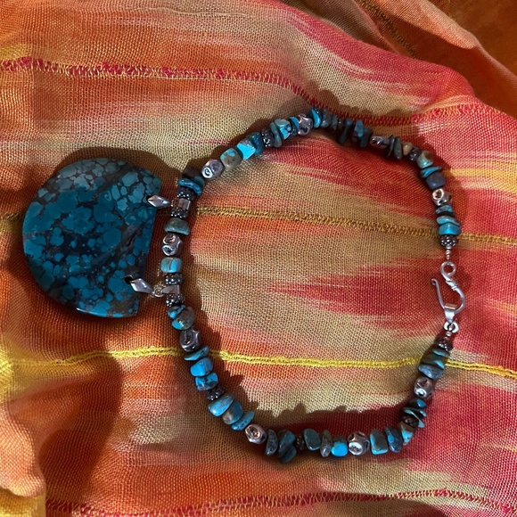 No Brand....Hand designed Jewelry - Turquoise Attached Pendant Necklace